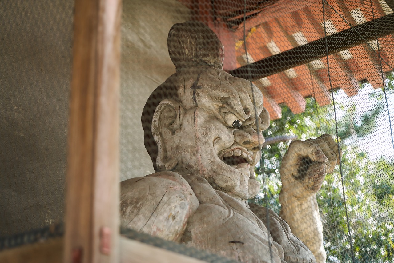 家原寺大門仁王
