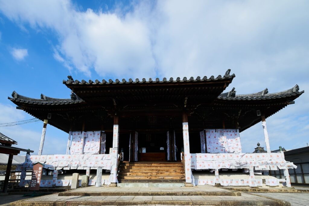 家原寺 本堂