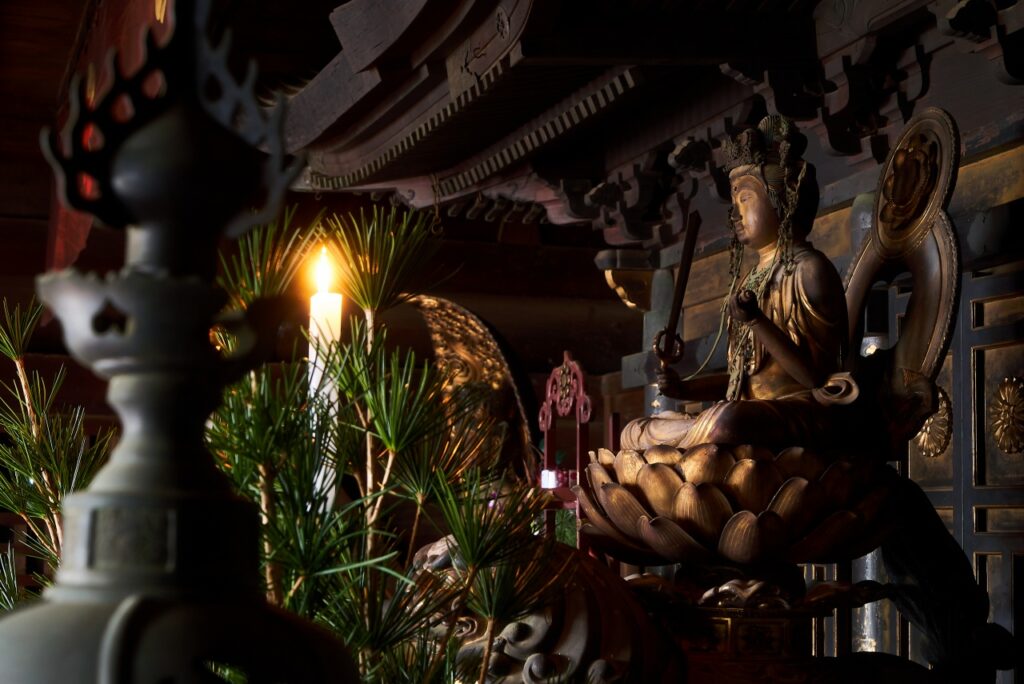 家原寺の本尊は文殊菩薩
