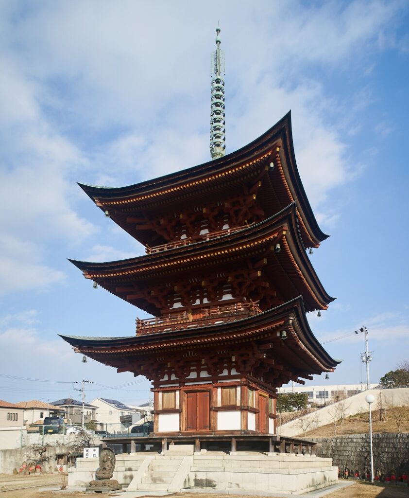 家原寺3重の塔